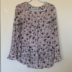 LAST CHANCE Beautiful and unique floral blouse!